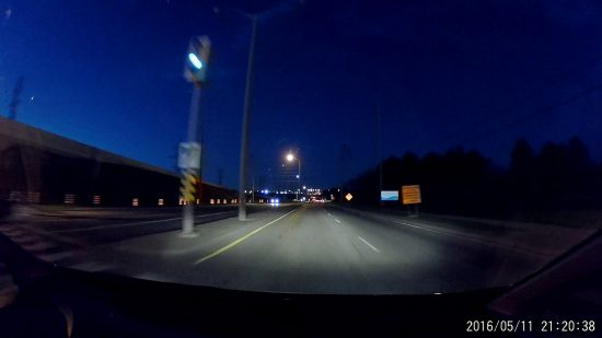 XiaoYi Yi - Mississauga Night Low Light Screenshot